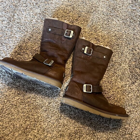 Ugg brown shearling lined Kensington winter boots - Picture 5 of 8